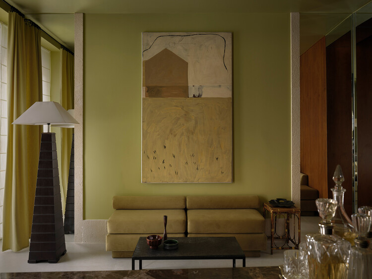 House in Penumbra / Teleno Studio - Interior Photography, Apartment Interiors, Table, Chair, Lighting