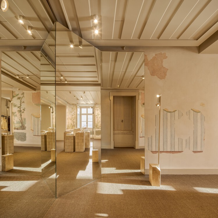 Zara Store at Rossio / Contacto Atlântico - Interior Photography, Interior Design, Lighting